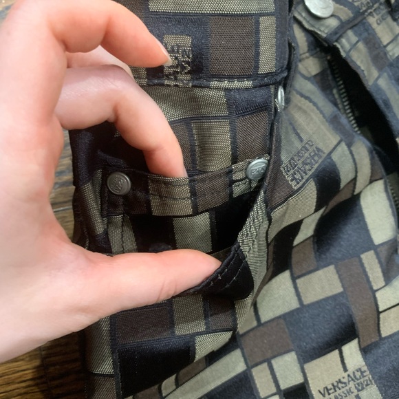 Like New Versace Vintage Women’s High Rise Pants Size 24 Made in Italy - Picture 3 of 10